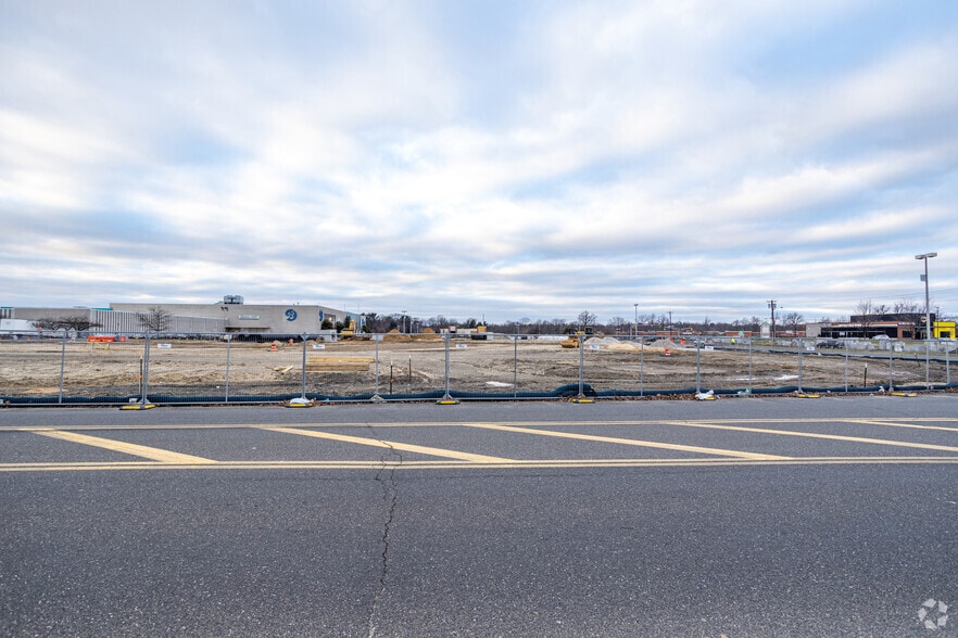 12/19/22-Construction Photo - Pearl Apartments