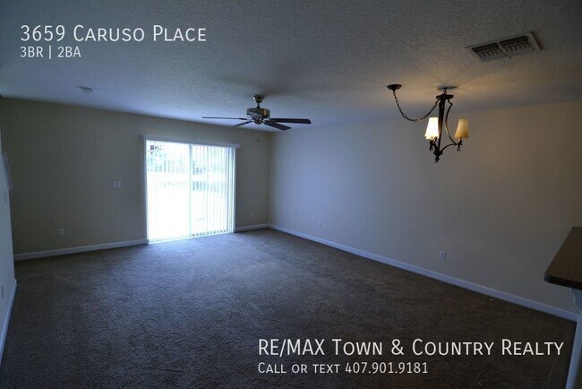 Building Photo - Oviedo Townhome for Rent in Hawthorne Glen