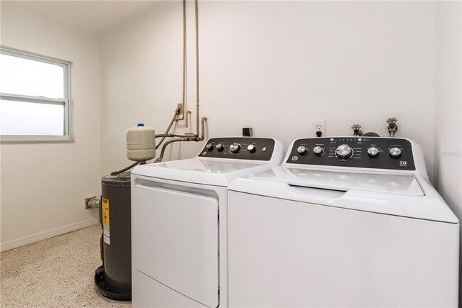 Building Photo - 1348 Boylan Ave