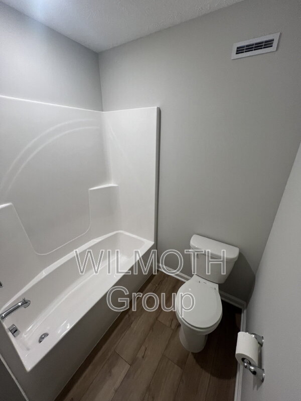 Building Photo - 7300 Shroyer Wy