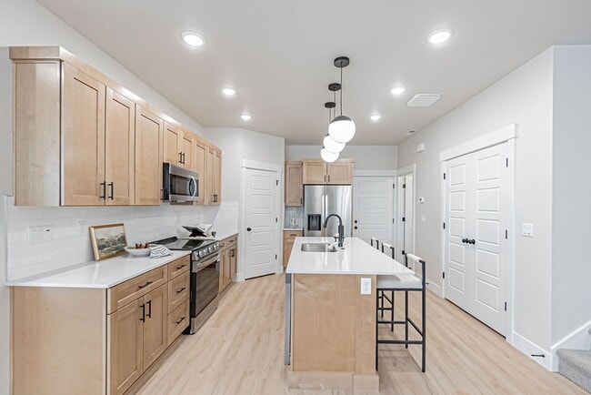 Building Photo - 455 Blue Spruce