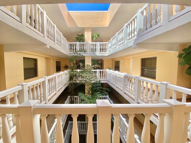 Building Photo - 6650 Sunset Way