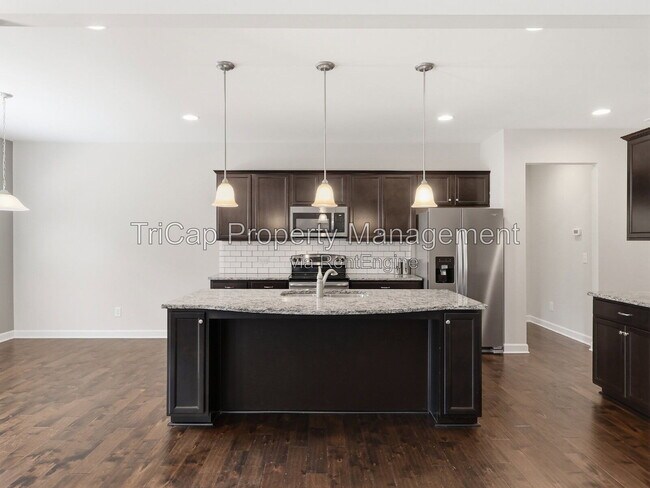 Building Photo - 8029 Crookneck Dr