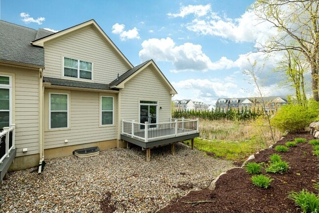 Building Photo - 3000 N Spurway Dr