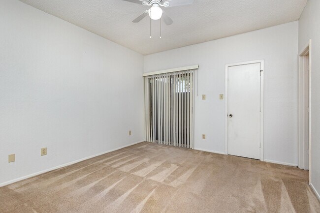 Building Photo - 5740 Martel Ave