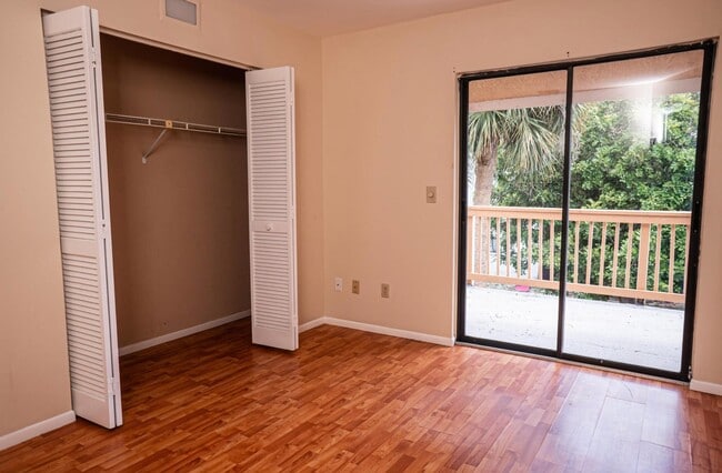 Building Photo - 642 Eldorado St