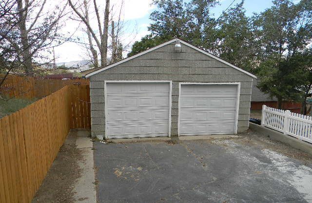 Building Photo - Available Now! Call the office to schedule...