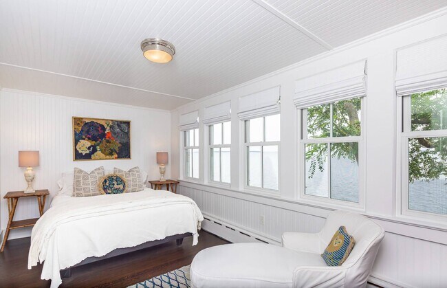 Building Photo - 21 Rawson Rd