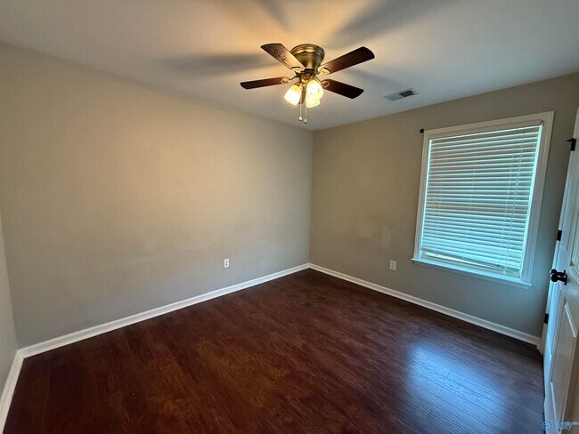 Building Photo - 110 Chestnut Cove