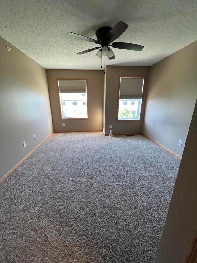 Building Photo - 13621 Brick Path