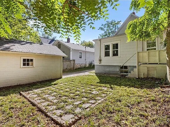 Building Photo - 4339 Lloyd St