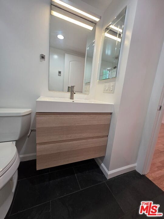 Building Photo - 311 N Venice Blvd