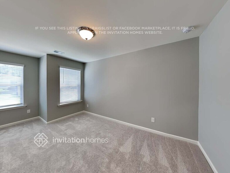 Building Photo - 171 Webster Cir