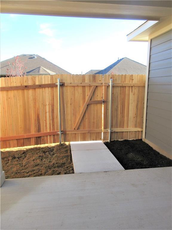 Building Photo - 2224 Pecan Island Dr
