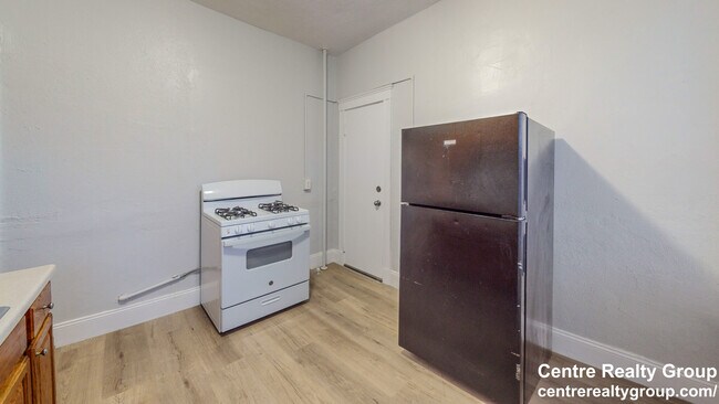 Building Photo - 12 American Legion Hwy