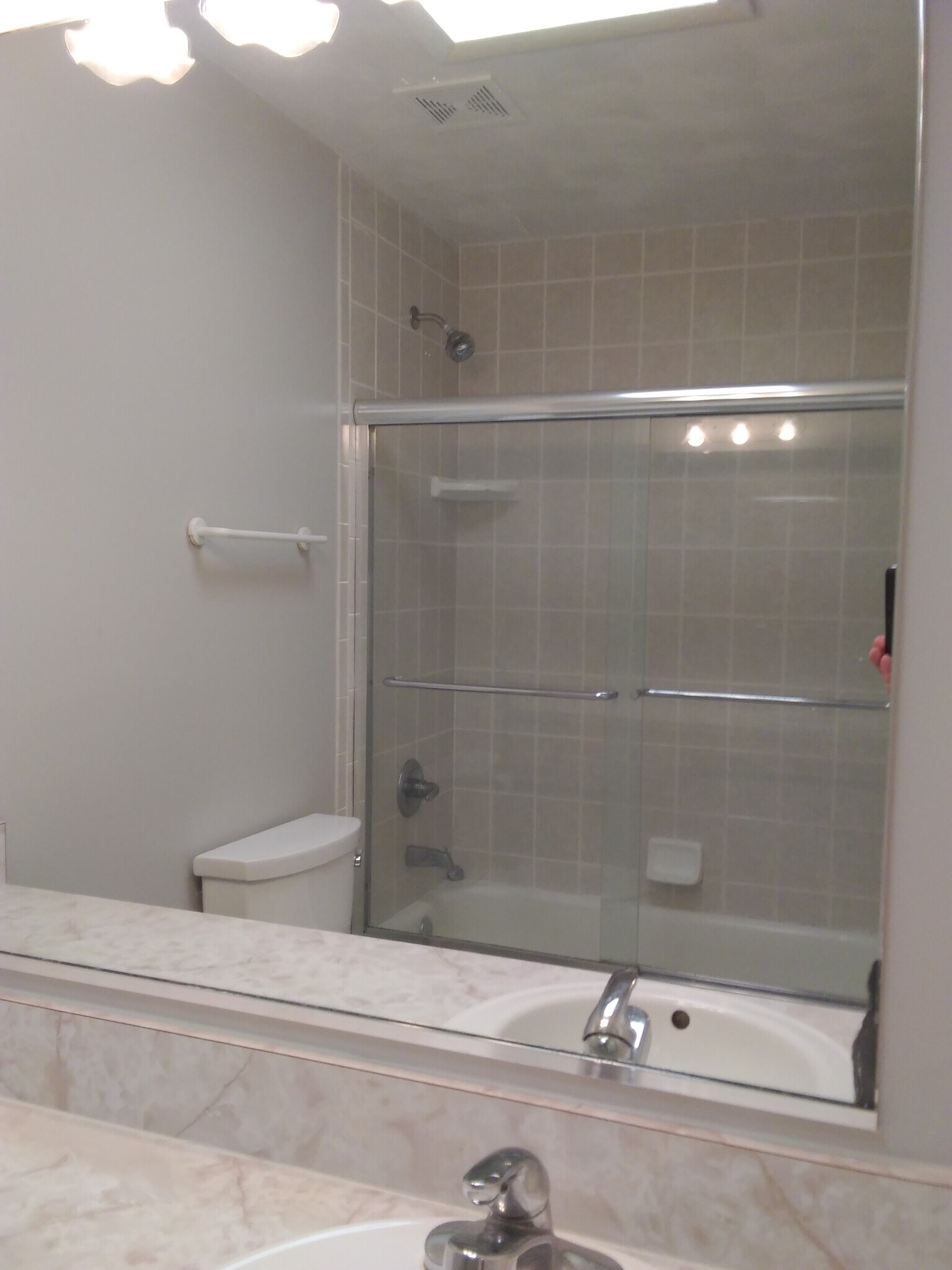 Building Photo - 5172 Taylor Ave