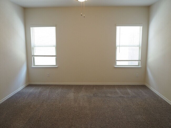 Building Photo - 4 Bed 3.5 Bath in Windhaven Crossing
