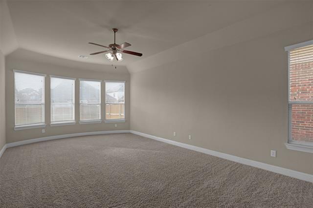 Building Photo - 1702 Tulare Dr