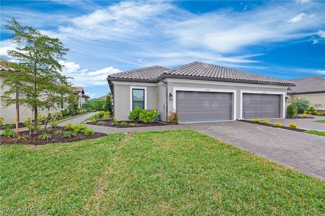 Primary Photo - 15549 Vittorio St