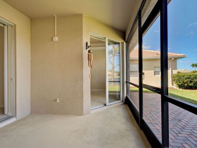 Building Photo - 3BD/2BA/3 Car Garage in Stoneybrook