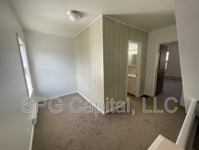 Building Photo - 40 S Bedford St