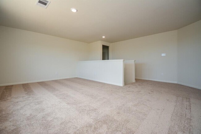 Building Photo - 545 Amberwood Pk Dr