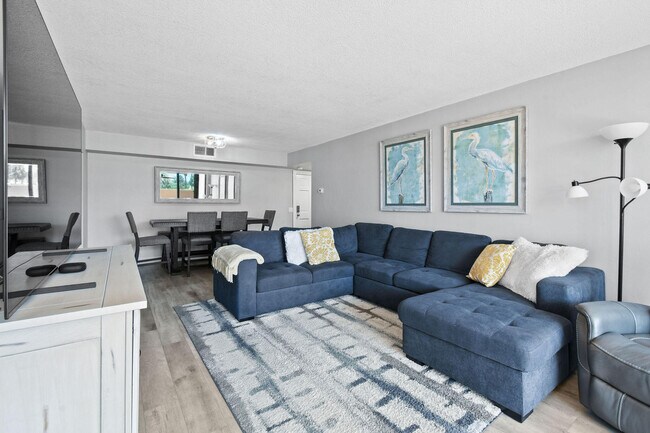 Building Photo - 225 S Beach Rd