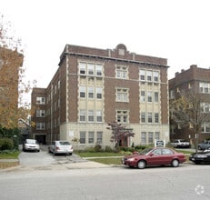 Building Photo - Moreland Place