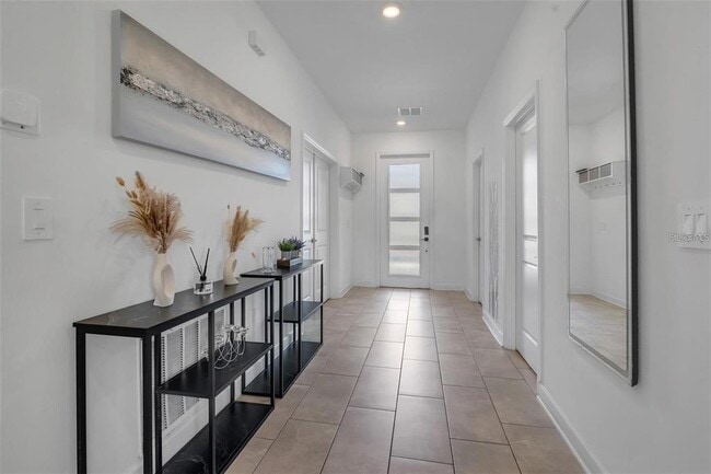 Building Photo - 9084 Sommerset Hills Dr