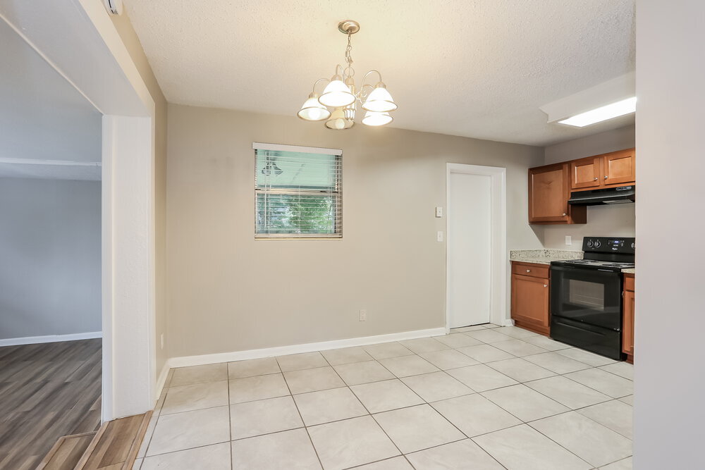 Building Photo - 4733 Samba Dr