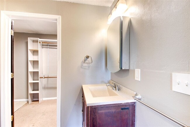 Building Photo - 1270 NW 57th St