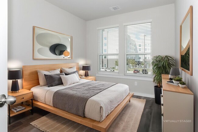 Building Photo - 333 N Centro Cir