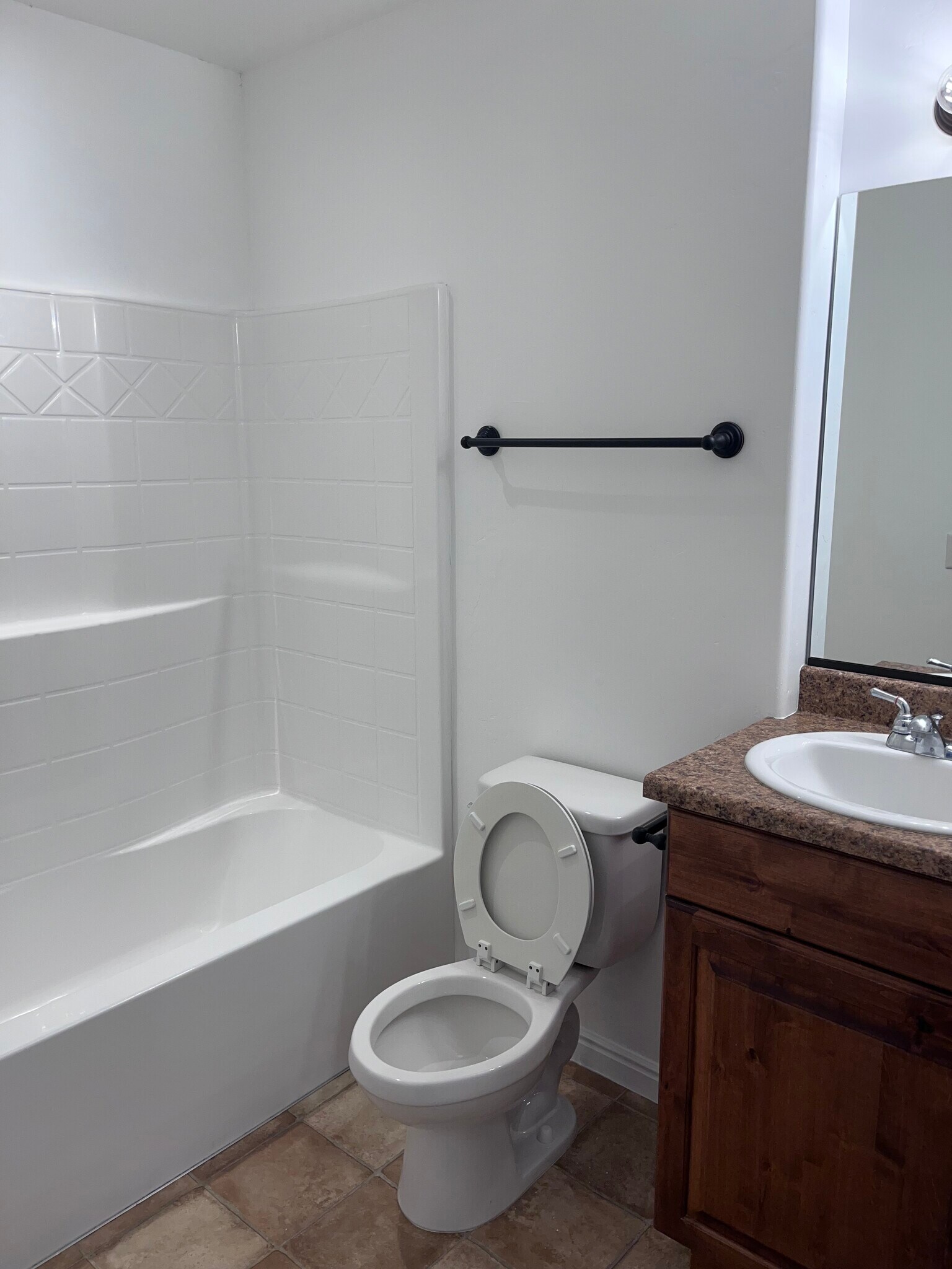 Upstairs Bathroom - 1177 Northfield Rd