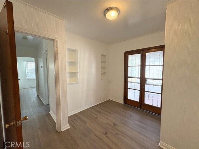 Building Photo - 4670 Riverside Dr