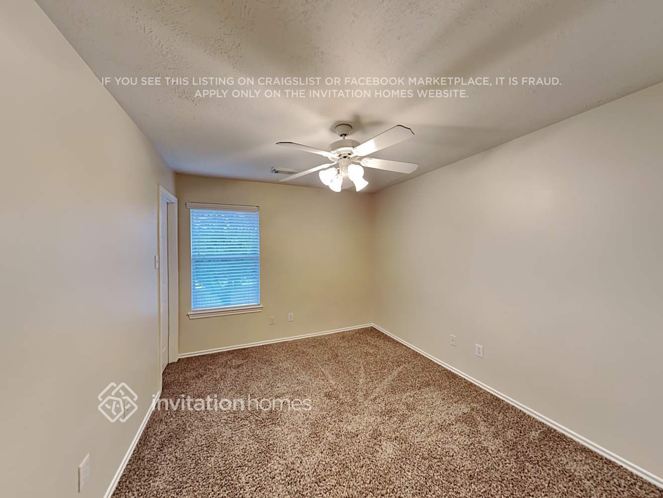 Building Photo - 410 Sun River Ln