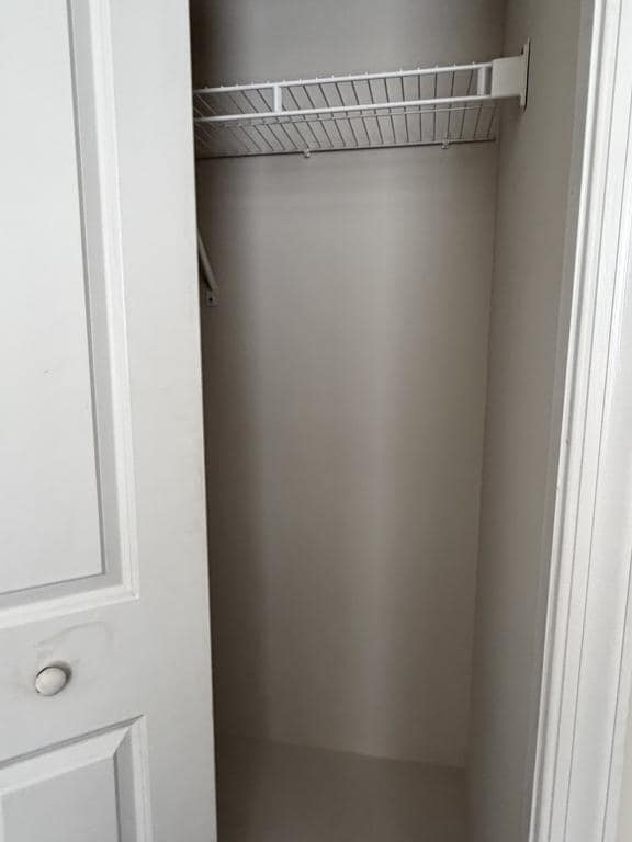 Building Photo - 828 Renee Ave