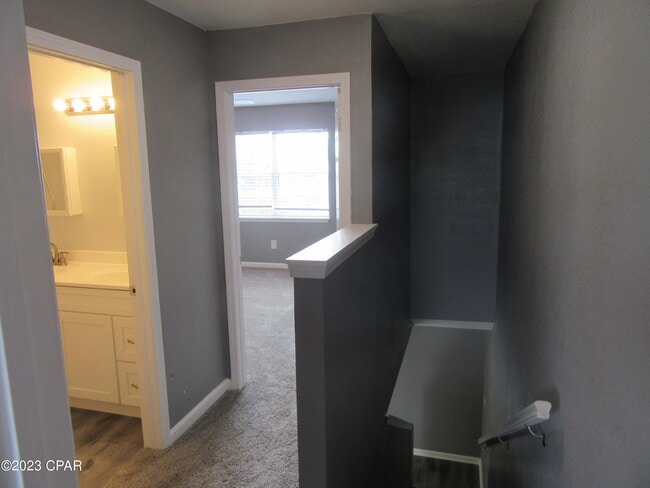 Building Photo - 134 Parker Village Cir