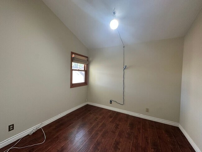 Building Photo - 22137 Burbank Blvd