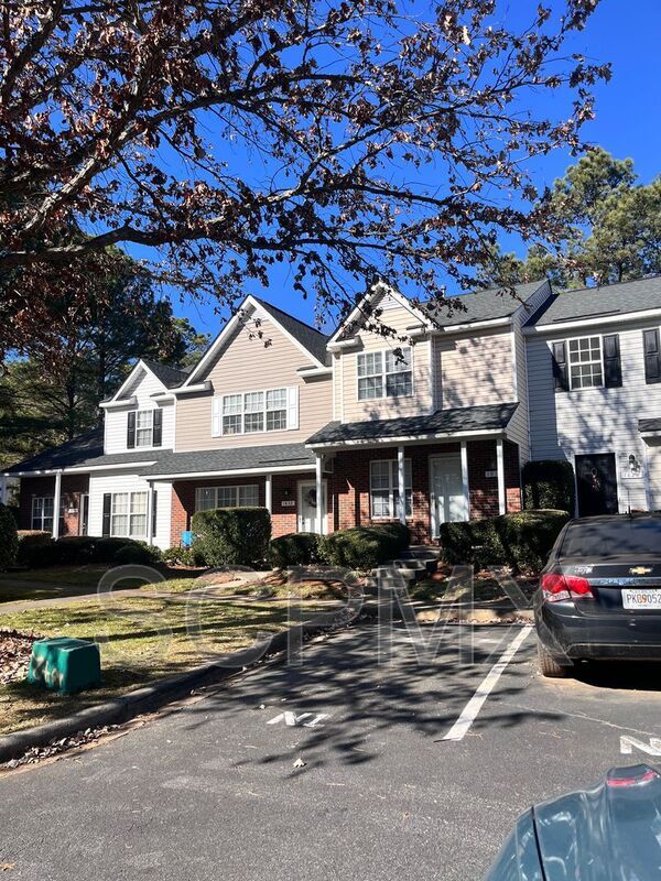 Building Photo - 1830 Birch Heights Ct