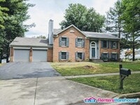 Building Photo - 20925 Shakespeare Dr
