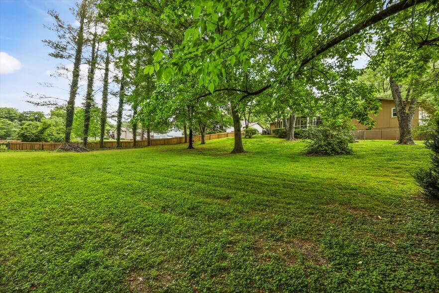 Building Photo - 1321 Wilton Ln