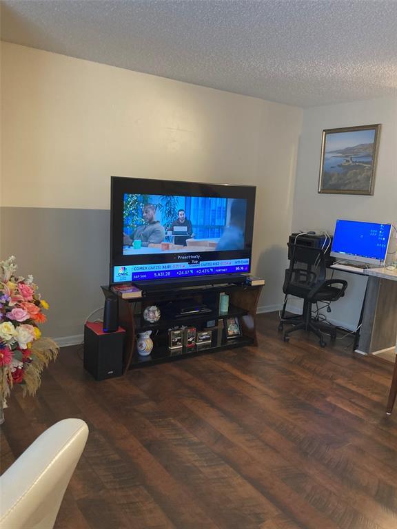 Building Photo - 5623 80th St N