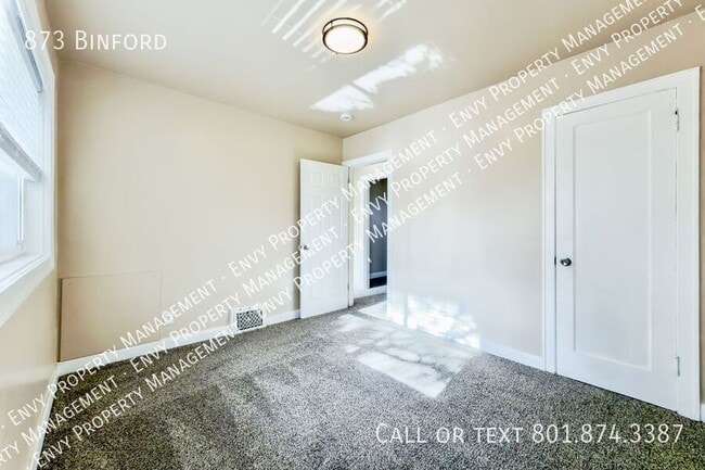 Building Photo - 873 Binford-