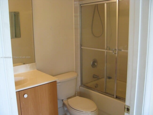 Building Photo - 2673 SW 85th Ave
