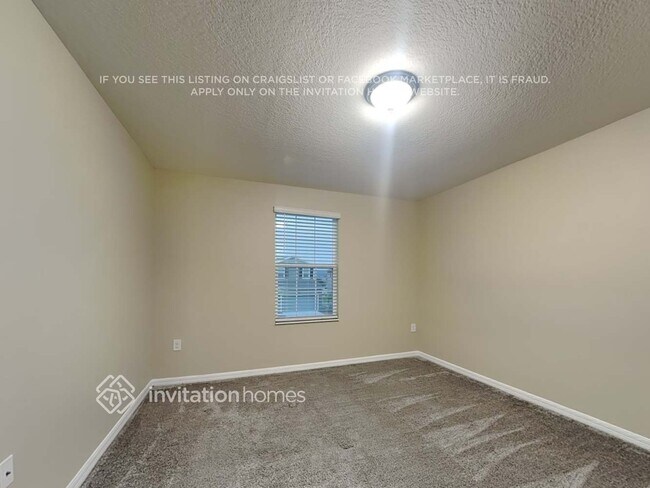 Building Photo - 4500 Holstein St