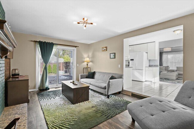 Building Photo - 29945 Everett St