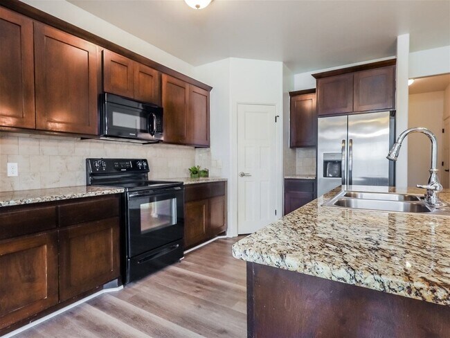 Building Photo - 1501 Tahoe Ln