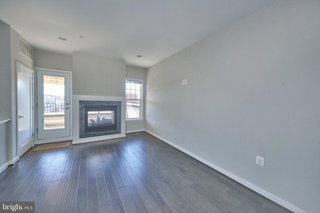 Building Photo - 256 Bluemont Branch Terrace SE