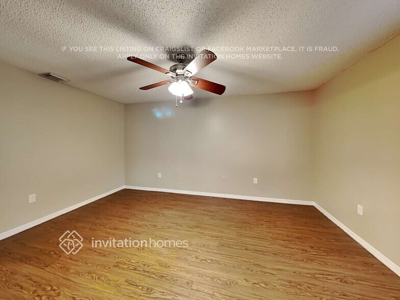 Building Photo - 13750 SW 181st Terrace