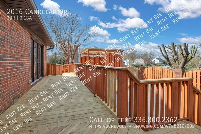 Building Photo - 2016 Candelar Dr